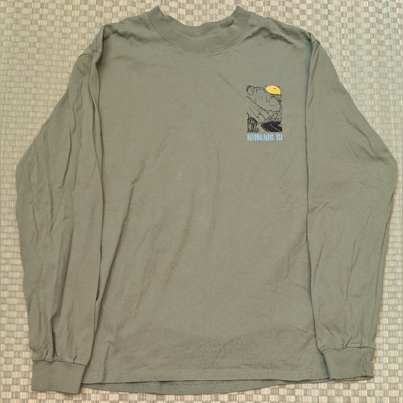 Arka Project National Parks Long Sleeve T-shirt Green Size Medium - Picture 2 of 5